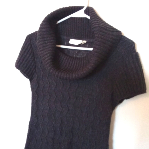 La Classe Couture Short Sleeve Cowl Neckline Sweater Dress - Picture 5 of 8